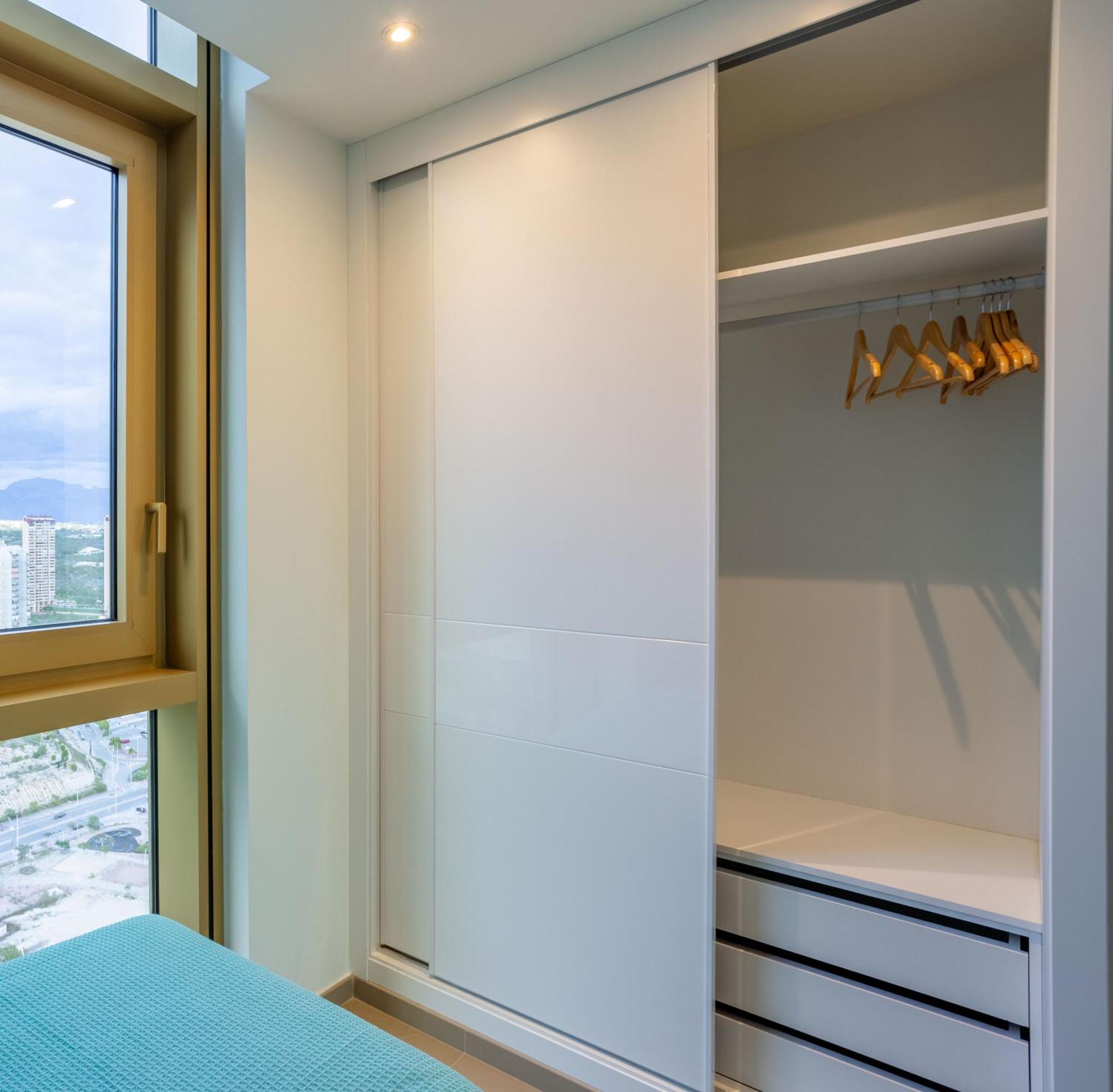 Intempo By Holuxe - 284 - 28Th Floor Apartment Benidorm Luaran gambar